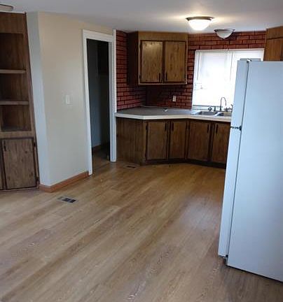2nd image of 509 Golden Acres Dr #10449094