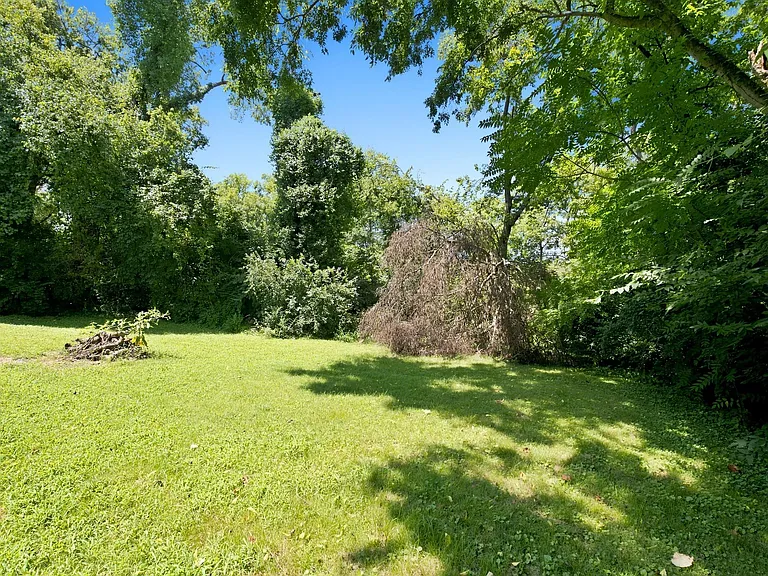 501 Weakley Ave — Photo 30