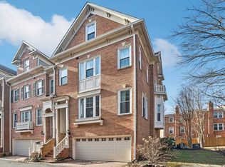 2342 N Van Buren Ct, Arlington, VA 22205