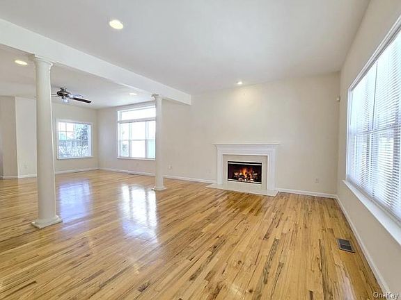 5th image of 63 Sunflower Ridge Rd