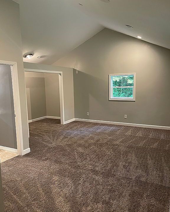 1st image of 3139 Orchard Ave