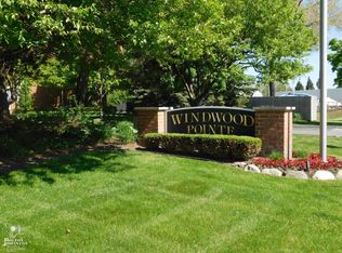 179 Windwood Point, Saint Clair Shores, MI