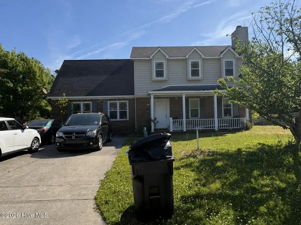 2644 Idlebrook Circle, Midway Park, NC 28544