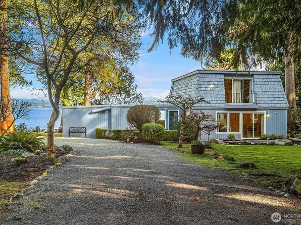 2197 Highland Drive, Camano Island, WA 98282