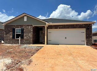 267 Avebury Rd, Meridianville, AL 35759