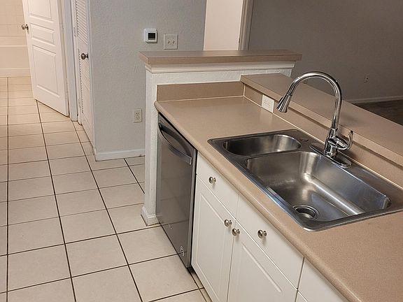 3rd image of 1207 High Hammock Dr APT 105