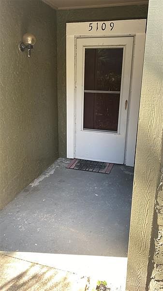 1st image of 5109 Eaglesmere Dr #A11
