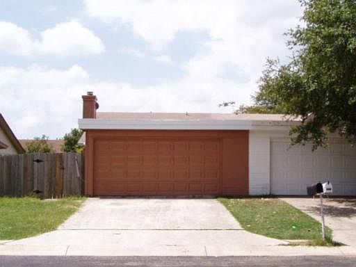 1st image of 6818 ARBOR SPRING DR