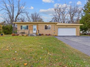 18540 W Nine Mile Rd, Southfield, MI 48075