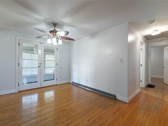 5th image of 5235 Ridgewood Rd W