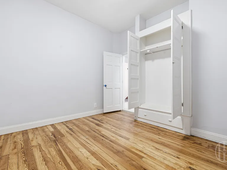 204 E 31st St #2 — Photo 6