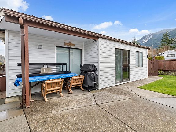 5th image of 1436 Frost Rd #79