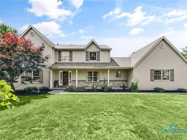 9255 Dover Dr, Wauseon, OH 43567