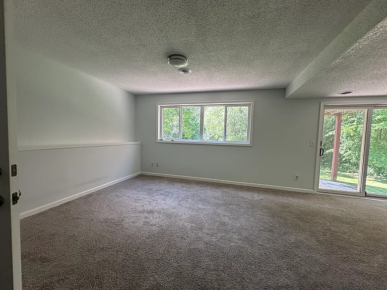 3345 Minnesota Ln N — Photo 37