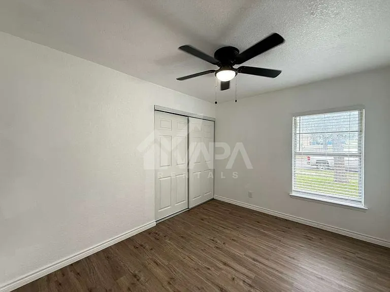 5214 Charolais Dr — Photo 11