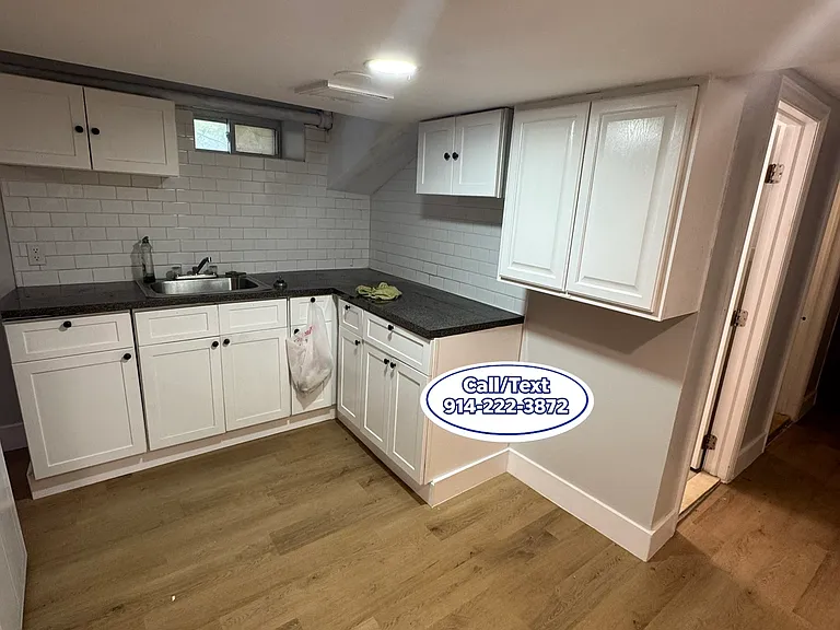 359 Walnut St #1 — Photo 1