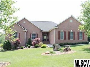 234 8th St NE, Conover, NC 28613