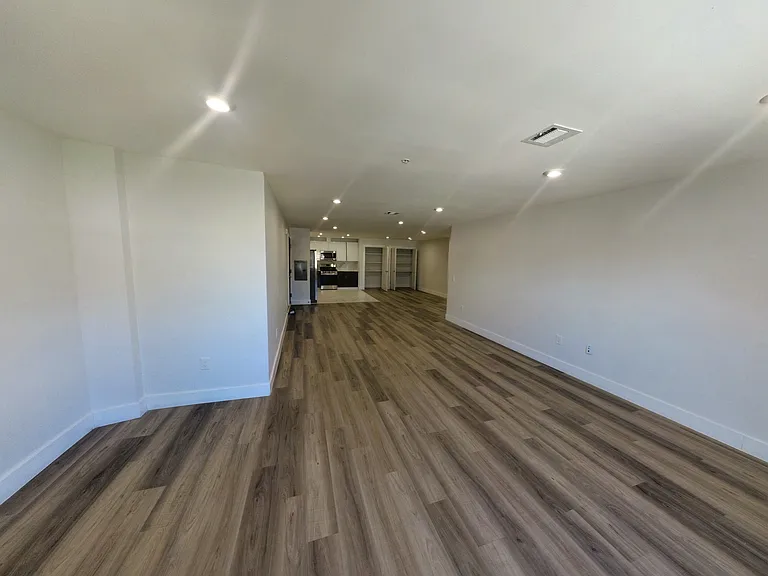 182 Carroll St #308 — Photo 3