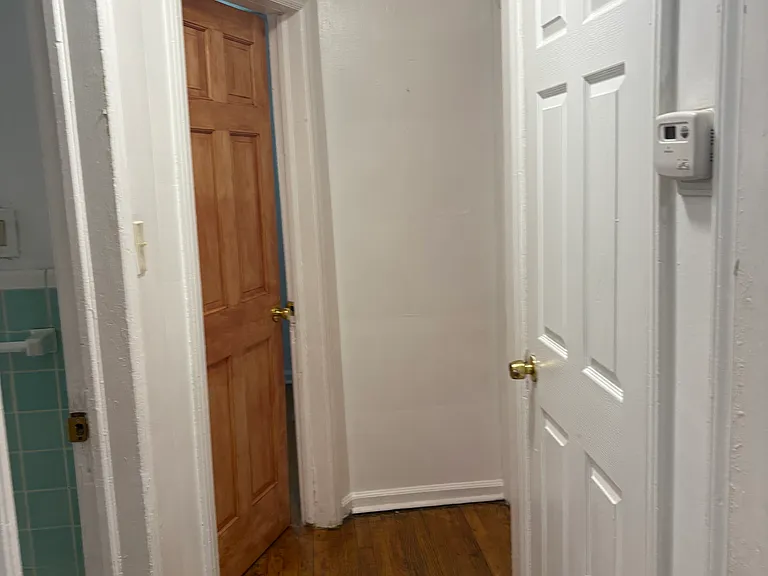 18064 Waltham St — Photo 3