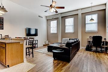 4th image of 2307 Stratford Ave #1