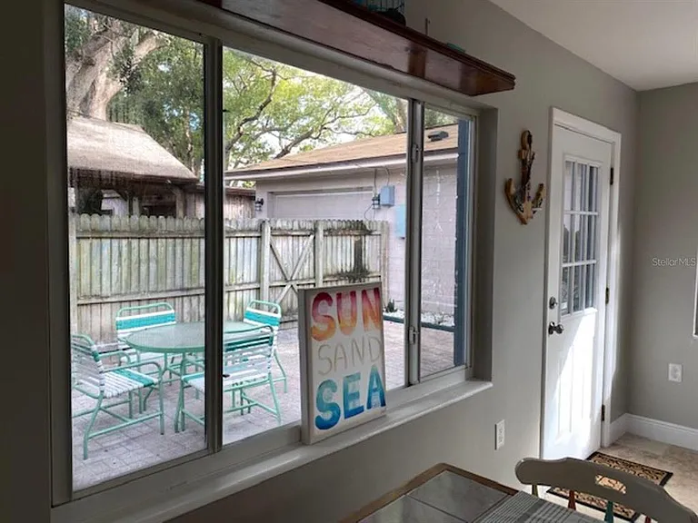 508 Ulelah Ave — Photo 14