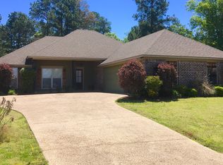 330 Fairview Dr, Brandon, MS 39047