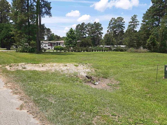 5th image of 30 Sugar Plum Ln