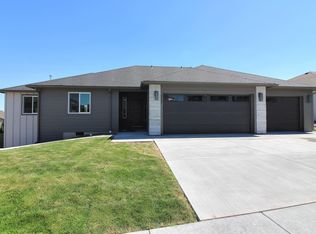 5527 W 32nd Ave, Kennewick, WA 99338