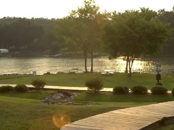 7834 Village Harbor Dr, Cornelius, NC 28031