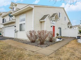 8986 Sawgrass Gln N, Maple Grove, MN 55311