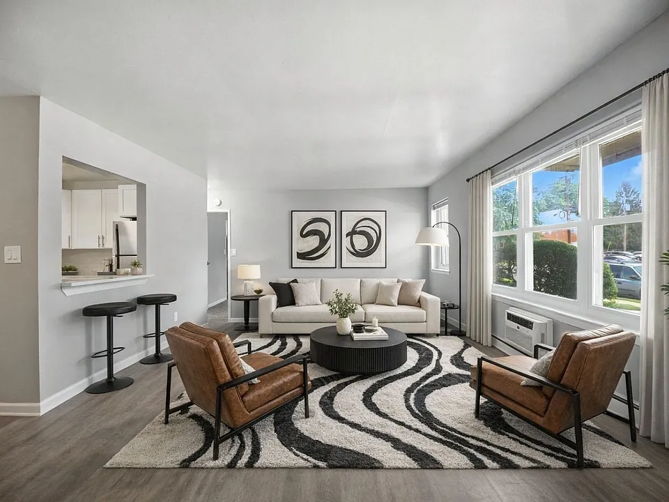 Sunnybrae Apartments