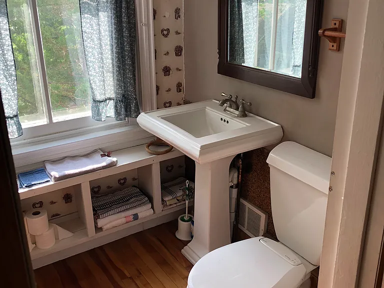 147 W Conestoga Rd — Photo 22