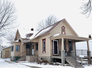 2420 Garfield Ave, Bay City, MI 48708