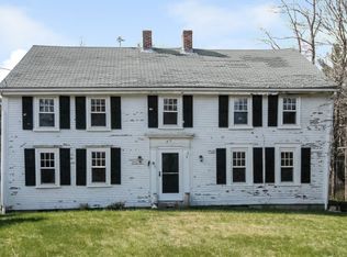 85 Fearing Hill Rd, Wareham, MA 02571