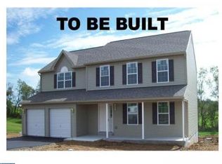 61 Calais Dr, Reading, PA 19605