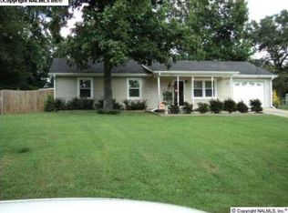 223 Stormy Dr, New Market, AL 35761