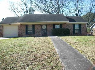 1009 Routon Dr SW, Decatur, AL 35601