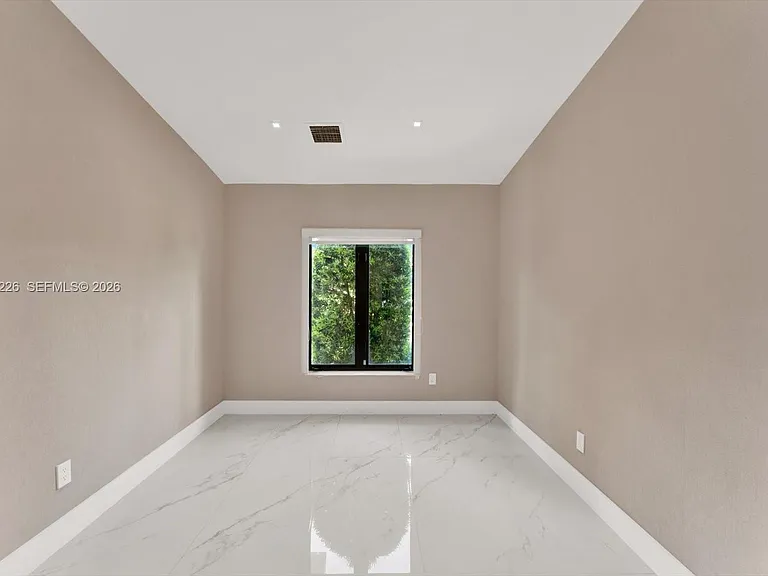 1777 Daytonia Rd — Photo 25