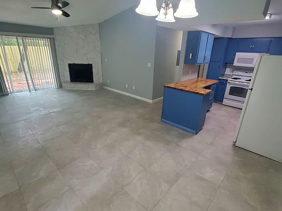 2nd image of 533 Petros Cir APT B
