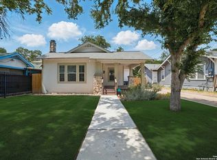 223 Glenwood Ct, San Antonio, TX 78210