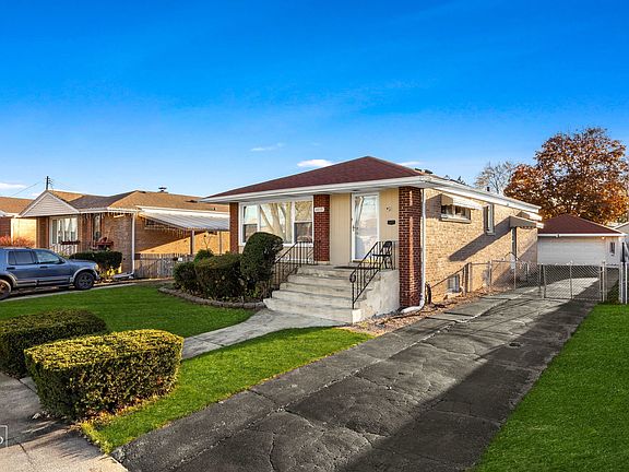 2nd image of 4839 Oak Center Dr