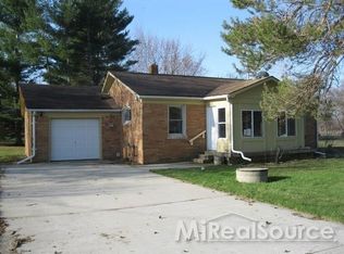 60717 New Haven Rd, Lenox, MI 48048