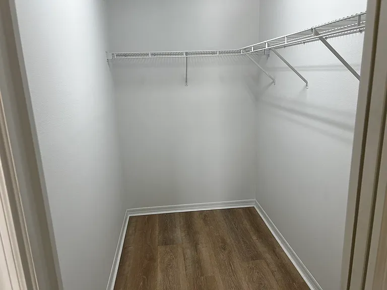 4025 Vermont Ln — Photo 12