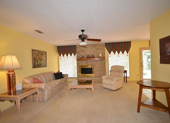 5th image of 11605 Broad Oaks Dr