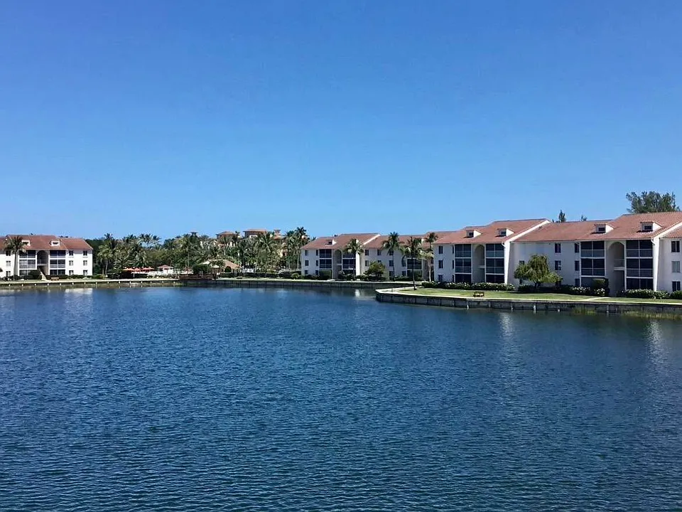 4436 NE Ocean Blvd #E2