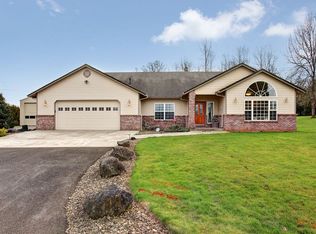 17032 SE Maple Hill Ln, Happy Valley, OR 97086
