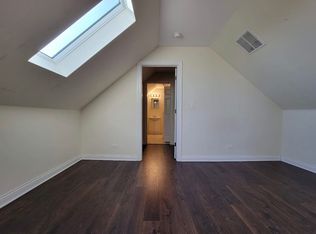 3355 S Morgan St #2R, Chicago, IL 60608