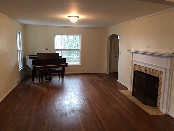 2nd image of 50 Fairview Ave