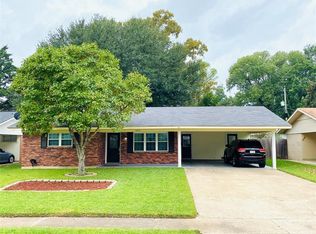 1809 Diana St, Bossier City, LA 71112