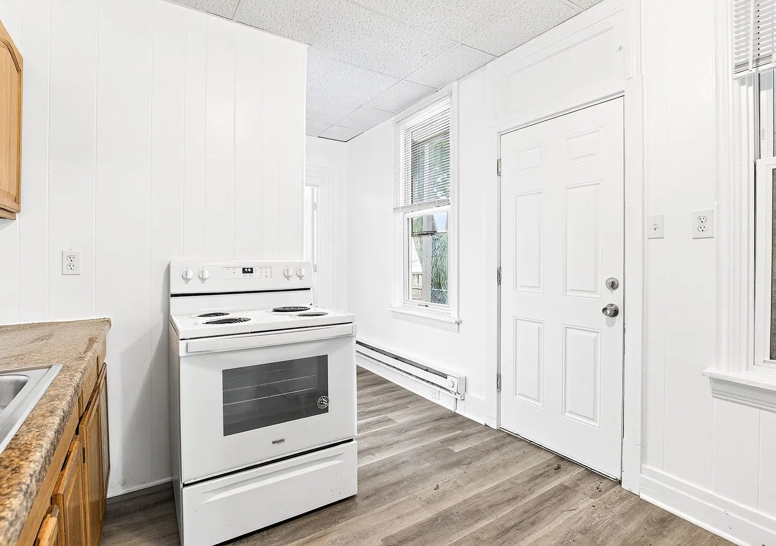 919 Mifflin St Lebanon, PA- 2 bed/1 bath — Photo 3